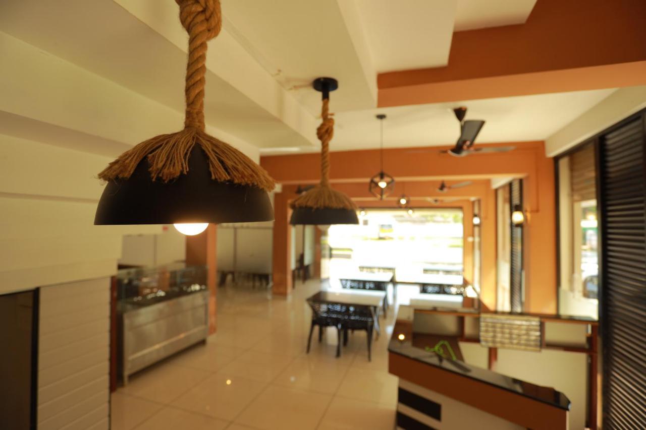 Paddyfield Inn Mananthavady Exteriör bild
